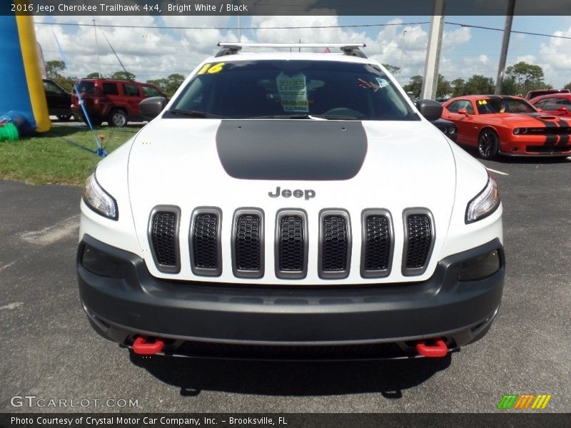 Bright White / Black 2016 Jeep Cherokee Trailhawk 4x4