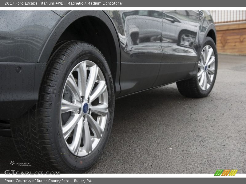 Magnetic / Medium Light Stone 2017 Ford Escape Titanium 4WD
