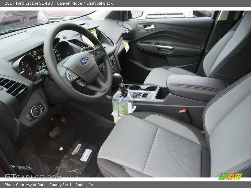 Canyon Ridge / Charcoal Black 2017 Ford Escape SE 4WD