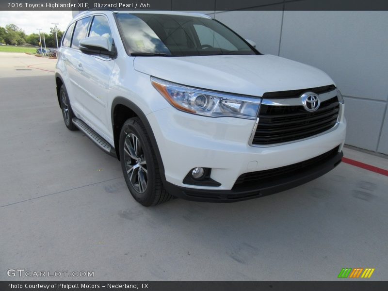 Blizzard Pearl / Ash 2016 Toyota Highlander XLE