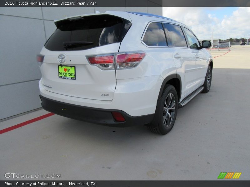 Blizzard Pearl / Ash 2016 Toyota Highlander XLE