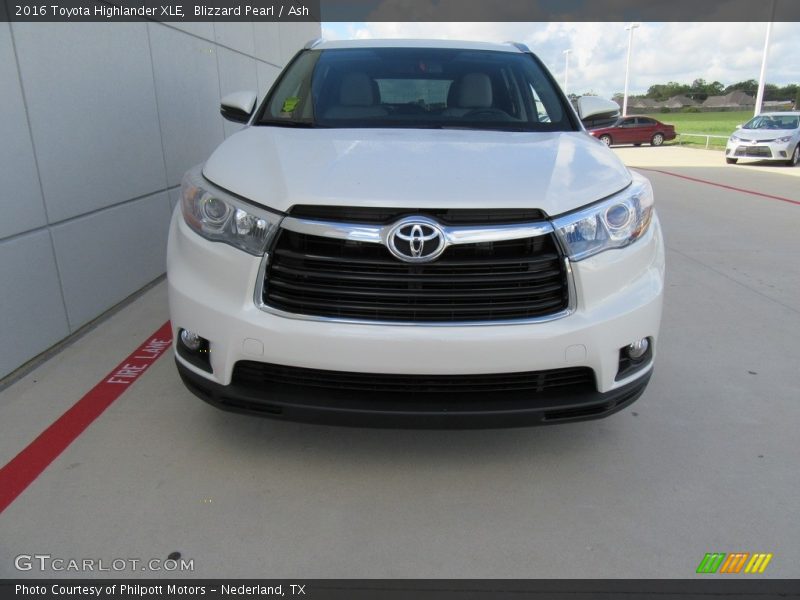 Blizzard Pearl / Ash 2016 Toyota Highlander XLE