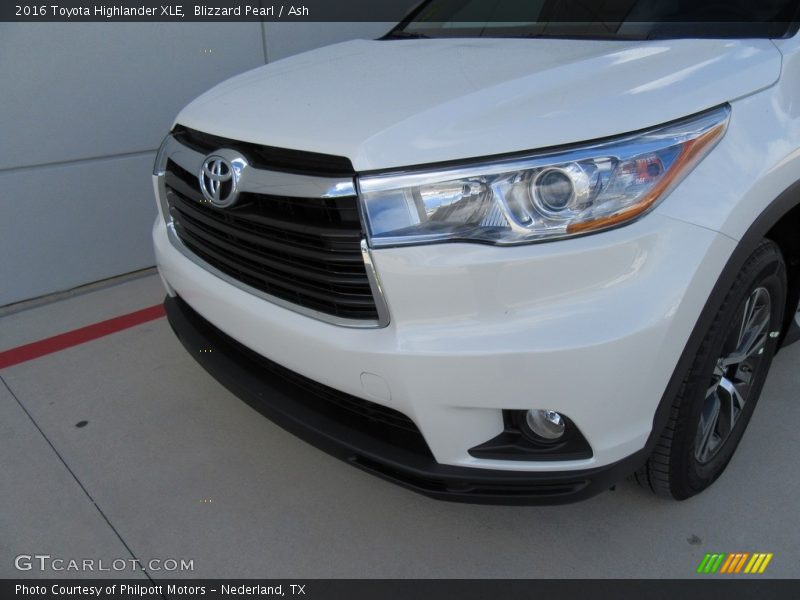 Blizzard Pearl / Ash 2016 Toyota Highlander XLE