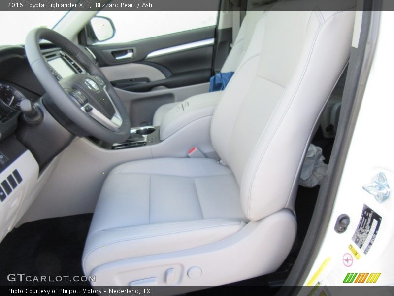 Blizzard Pearl / Ash 2016 Toyota Highlander XLE