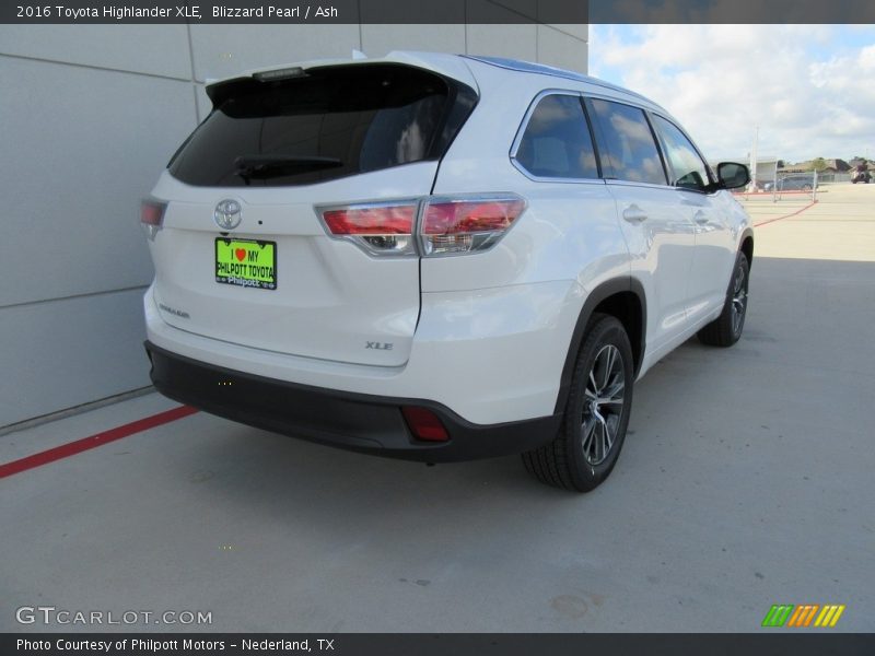 Blizzard Pearl / Ash 2016 Toyota Highlander XLE