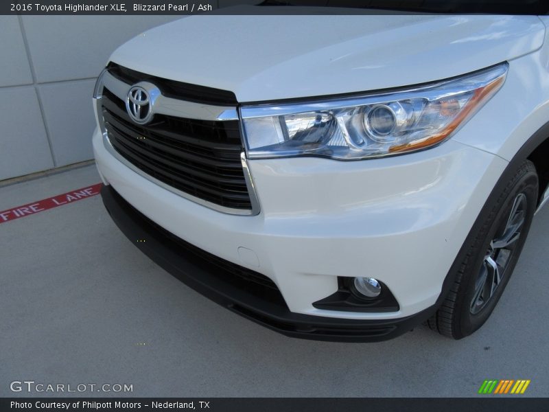 Blizzard Pearl / Ash 2016 Toyota Highlander XLE