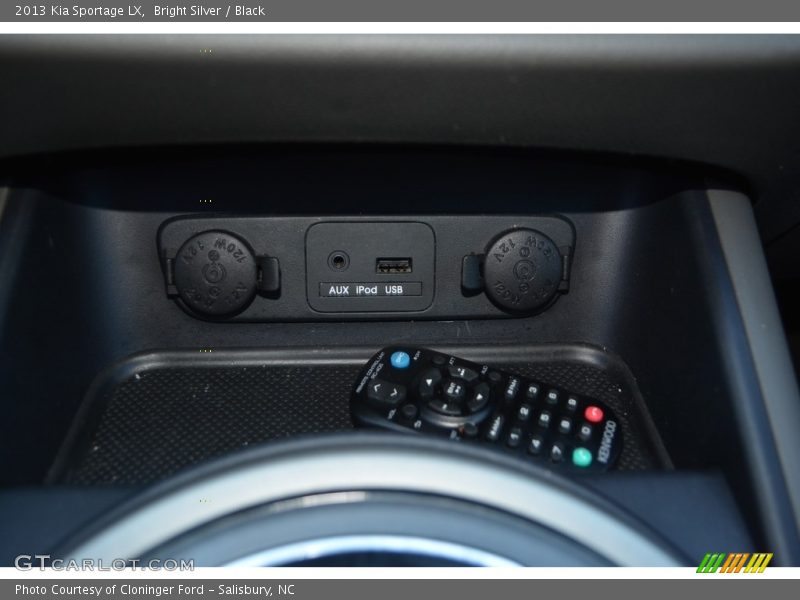 Bright Silver / Black 2013 Kia Sportage LX