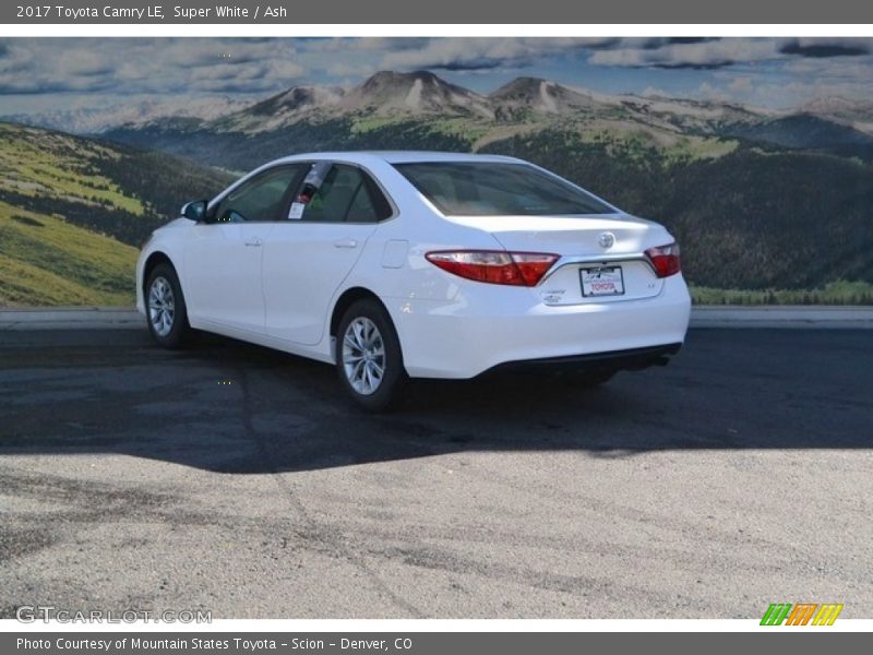 Super White / Ash 2017 Toyota Camry LE