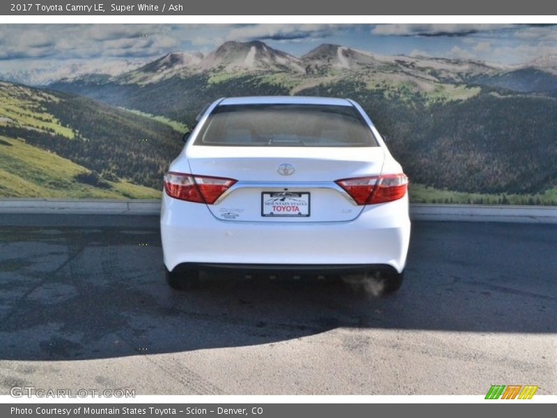 Super White / Ash 2017 Toyota Camry LE