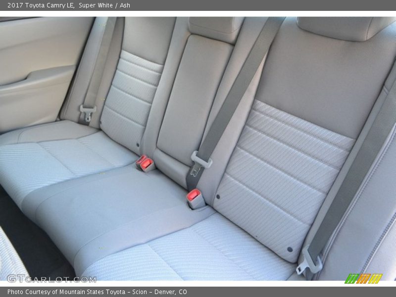 Super White / Ash 2017 Toyota Camry LE