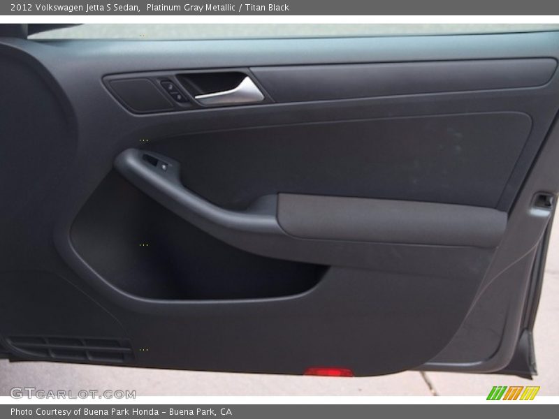 Platinum Gray Metallic / Titan Black 2012 Volkswagen Jetta S Sedan