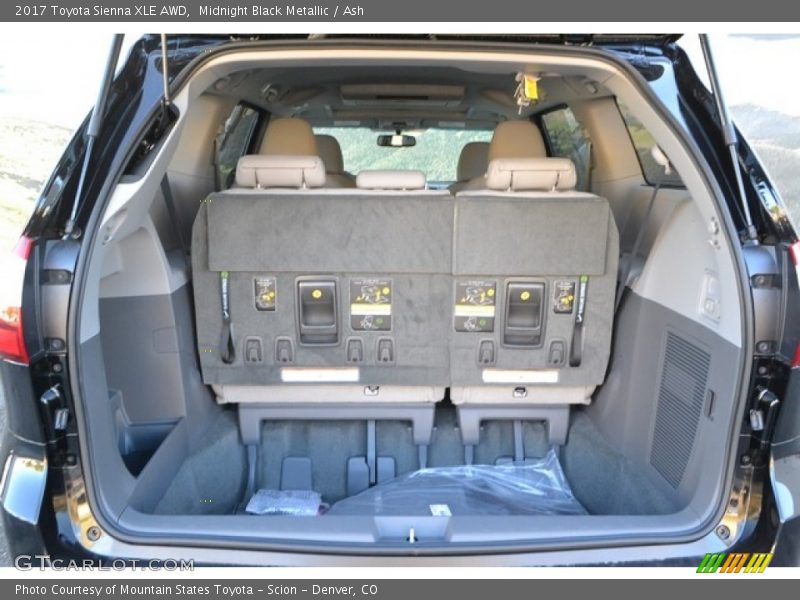 Midnight Black Metallic / Ash 2017 Toyota Sienna XLE AWD