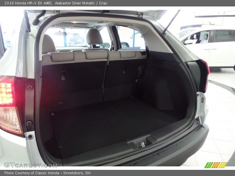 Alabaster Silver Metallic / Gray 2016 Honda HR-V EX AWD