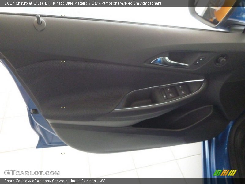 Kinetic Blue Metallic / Dark Atmosphere/Medium Atmosphere 2017 Chevrolet Cruze LT