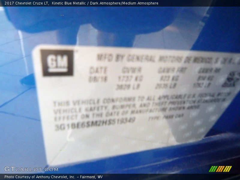 Kinetic Blue Metallic / Dark Atmosphere/Medium Atmosphere 2017 Chevrolet Cruze LT