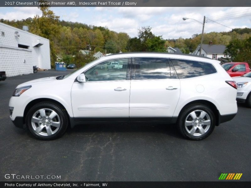 Iridescent Pearl Tricoat / Ebony 2017 Chevrolet Traverse Premier AWD
