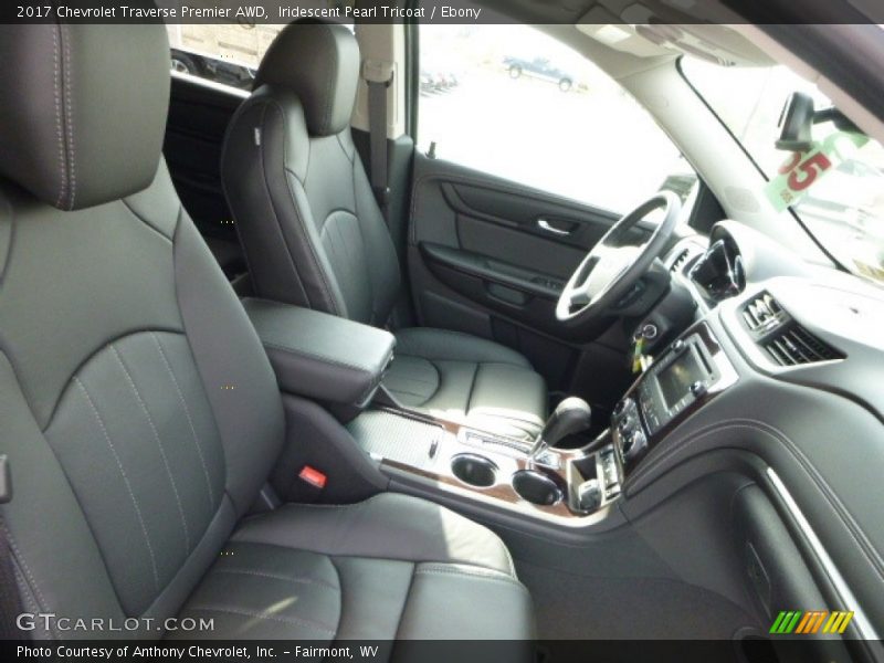 Iridescent Pearl Tricoat / Ebony 2017 Chevrolet Traverse Premier AWD