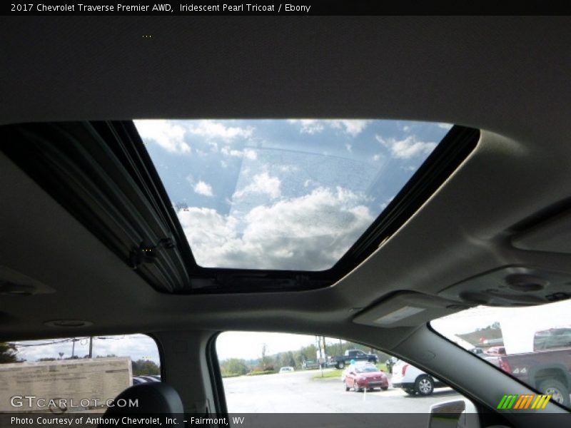 Iridescent Pearl Tricoat / Ebony 2017 Chevrolet Traverse Premier AWD