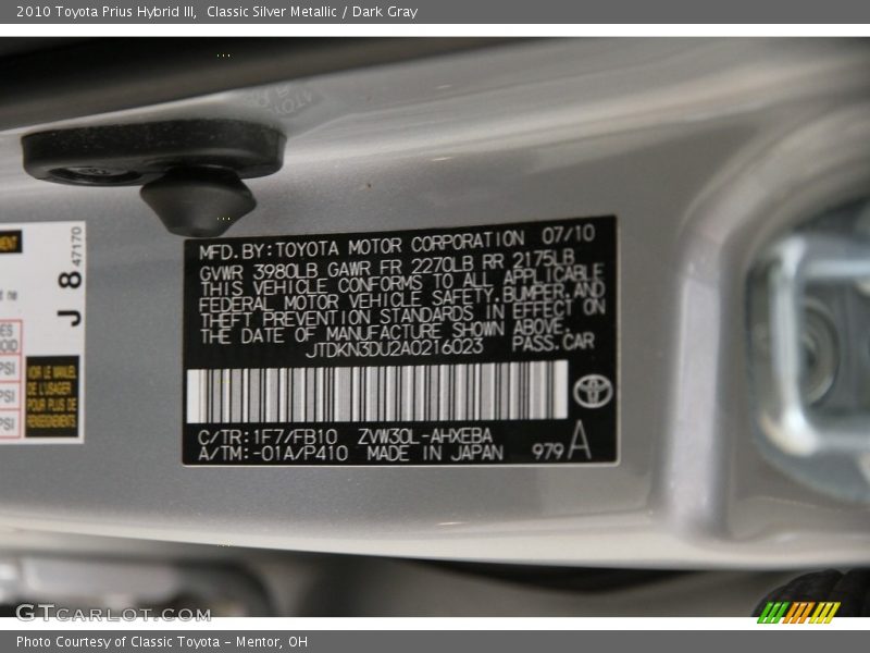 Classic Silver Metallic / Dark Gray 2010 Toyota Prius Hybrid III