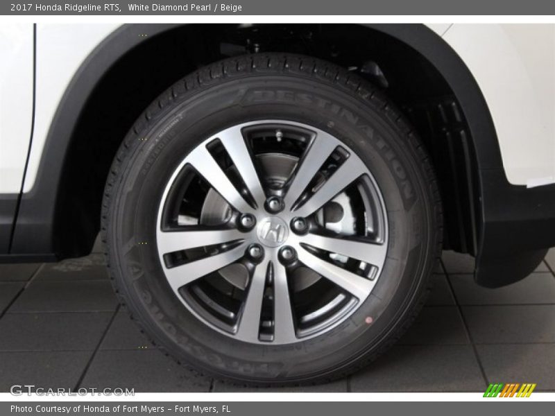 White Diamond Pearl / Beige 2017 Honda Ridgeline RTS