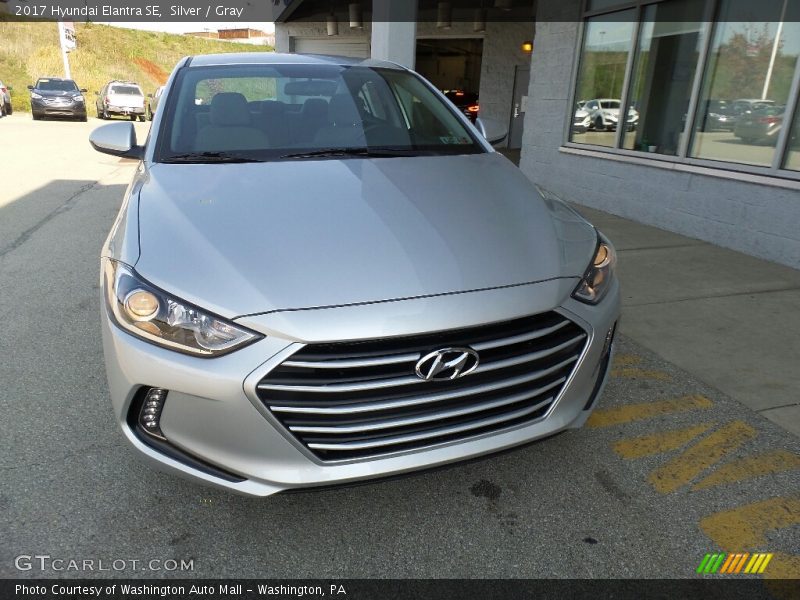 Silver / Gray 2017 Hyundai Elantra SE
