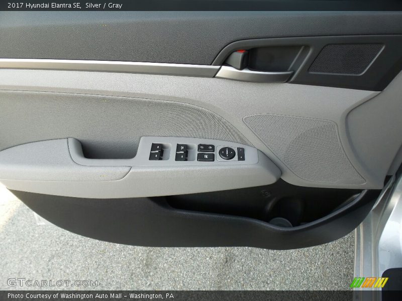 Silver / Gray 2017 Hyundai Elantra SE