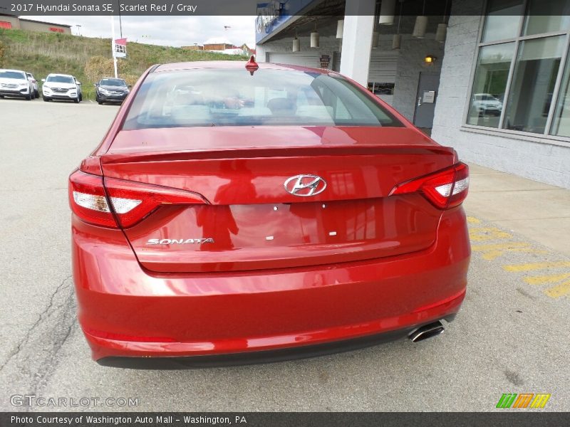 Scarlet Red / Gray 2017 Hyundai Sonata SE