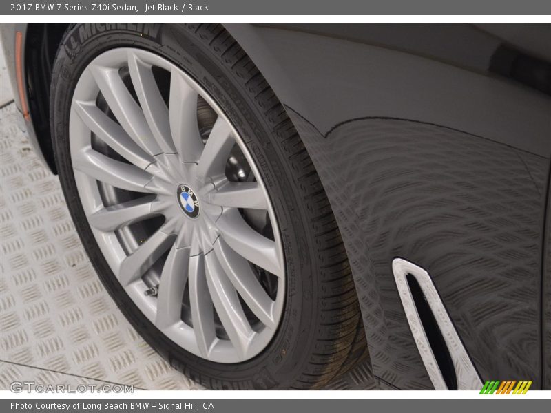 Jet Black / Black 2017 BMW 7 Series 740i Sedan