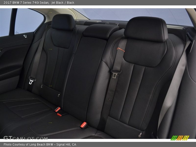 Jet Black / Black 2017 BMW 7 Series 740i Sedan