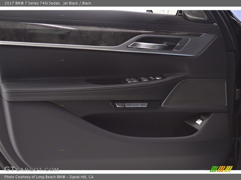 Jet Black / Black 2017 BMW 7 Series 740i Sedan
