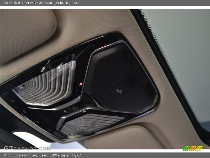 Jet Black / Black 2017 BMW 7 Series 740i Sedan