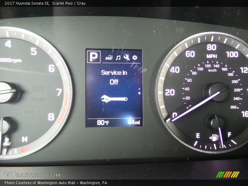 Scarlet Red / Gray 2017 Hyundai Sonata SE