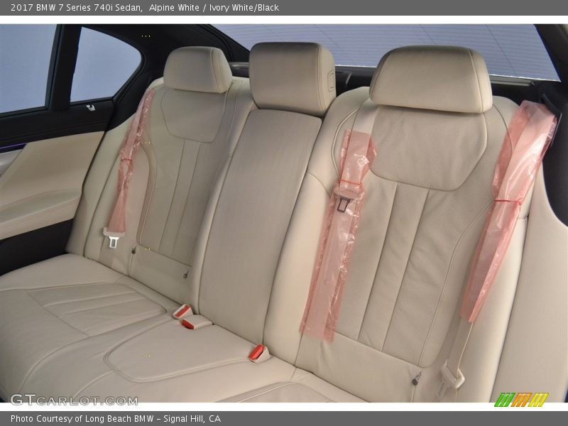 Alpine White / Ivory White/Black 2017 BMW 7 Series 740i Sedan