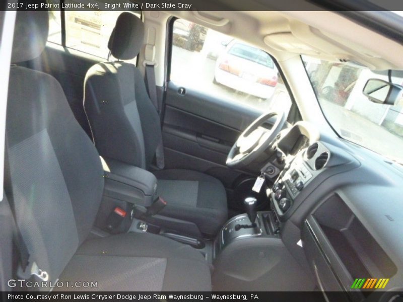 Bright White / Dark Slate Gray 2017 Jeep Patriot Latitude 4x4