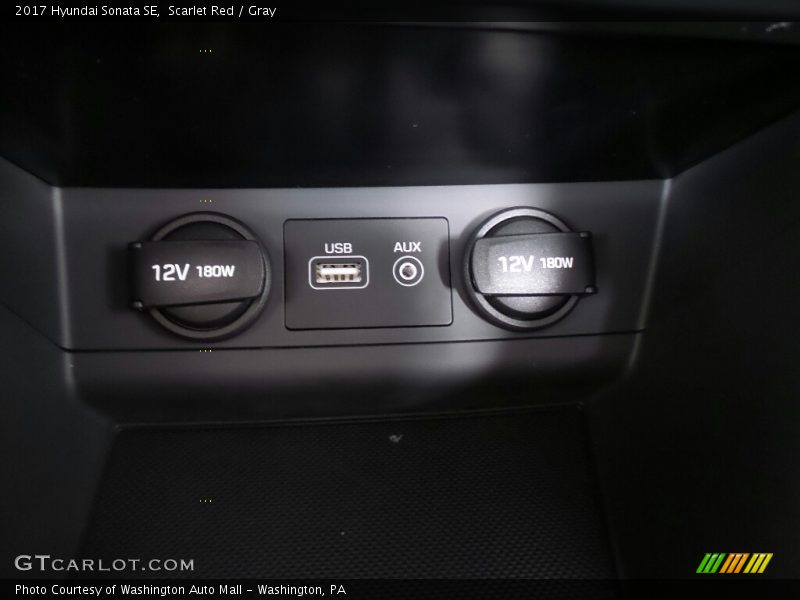 Scarlet Red / Gray 2017 Hyundai Sonata SE
