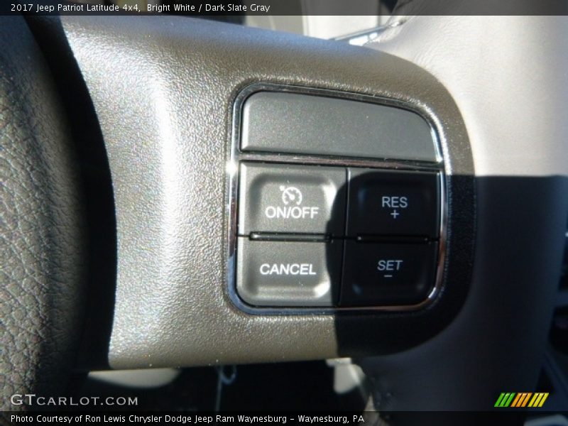Bright White / Dark Slate Gray 2017 Jeep Patriot Latitude 4x4