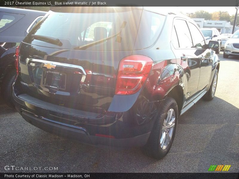 Blue Velvet Metallic / Jet Black 2017 Chevrolet Equinox LS