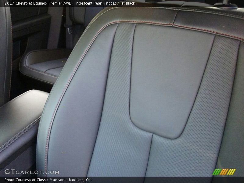 Iridescent Pearl Tricoat / Jet Black 2017 Chevrolet Equinox Premier AWD