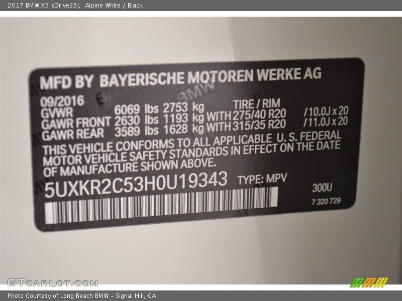 Alpine White / Black 2017 BMW X5 sDrive35i