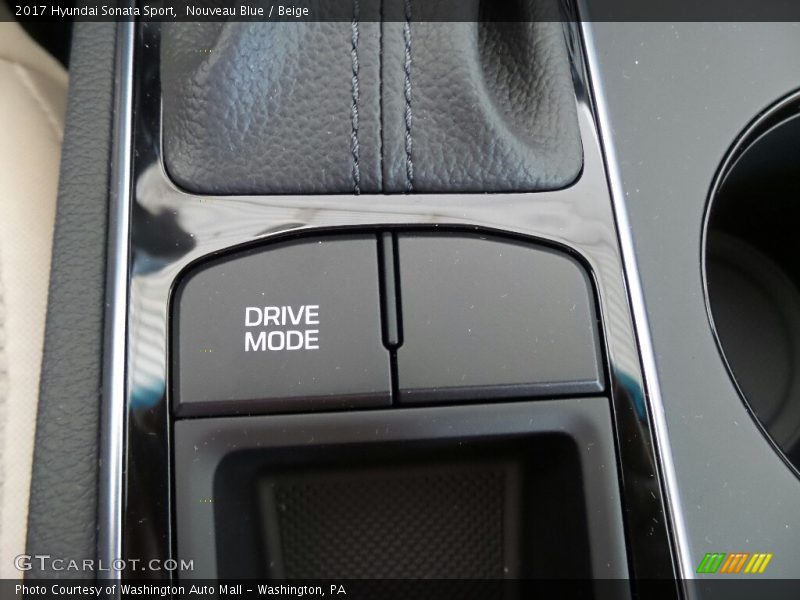 Nouveau Blue / Beige 2017 Hyundai Sonata Sport