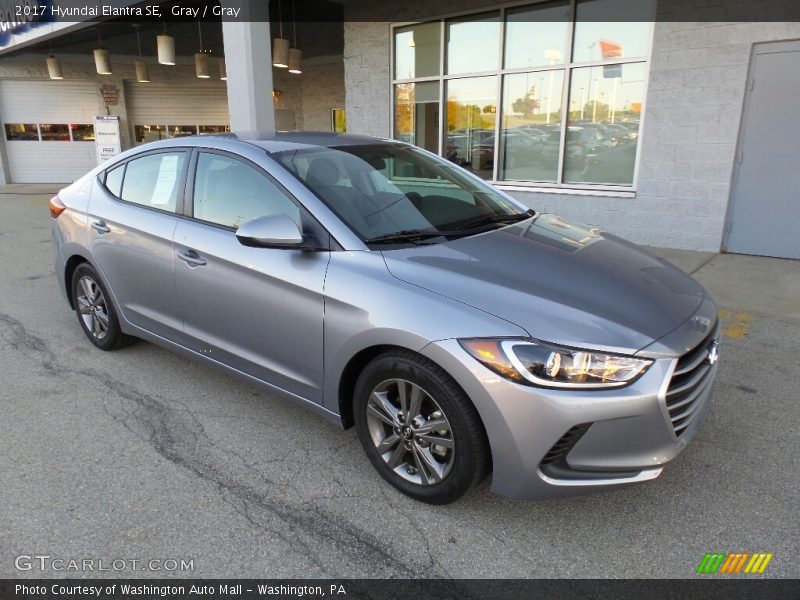 Gray / Gray 2017 Hyundai Elantra SE