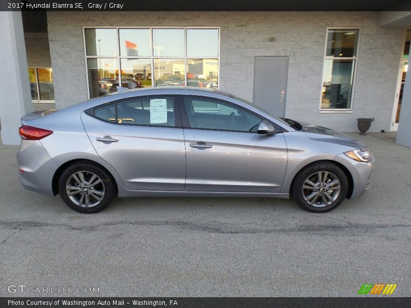 Gray / Gray 2017 Hyundai Elantra SE