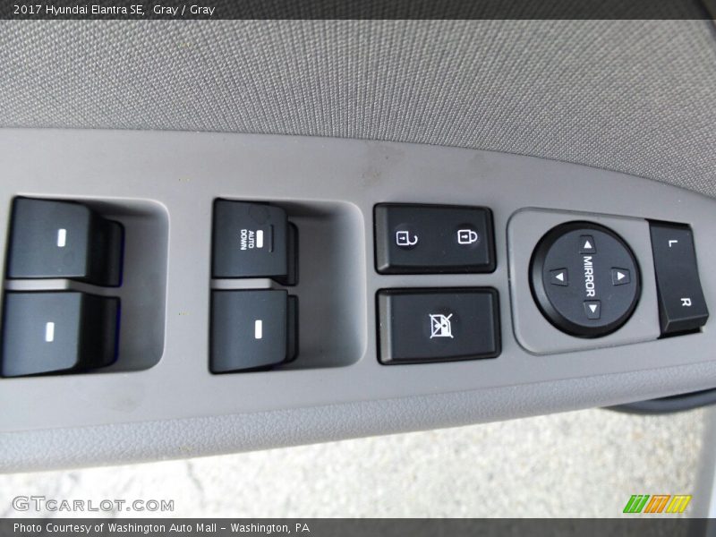 Gray / Gray 2017 Hyundai Elantra SE