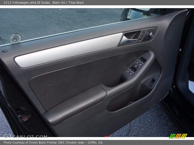 Black Uni / Titan Black 2013 Volkswagen Jetta SE Sedan