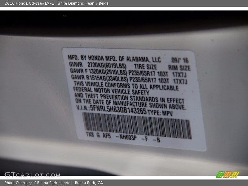 White Diamond Pearl / Beige 2016 Honda Odyssey EX-L