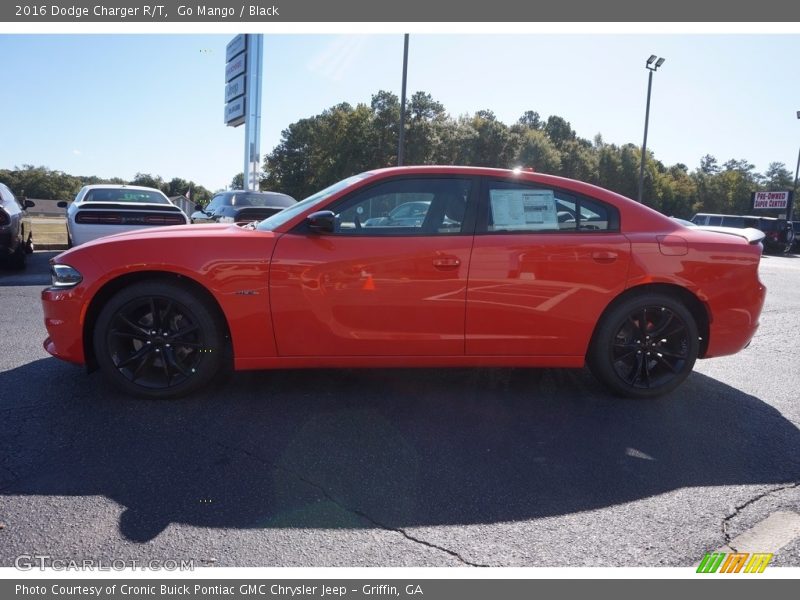 Go Mango / Black 2016 Dodge Charger R/T