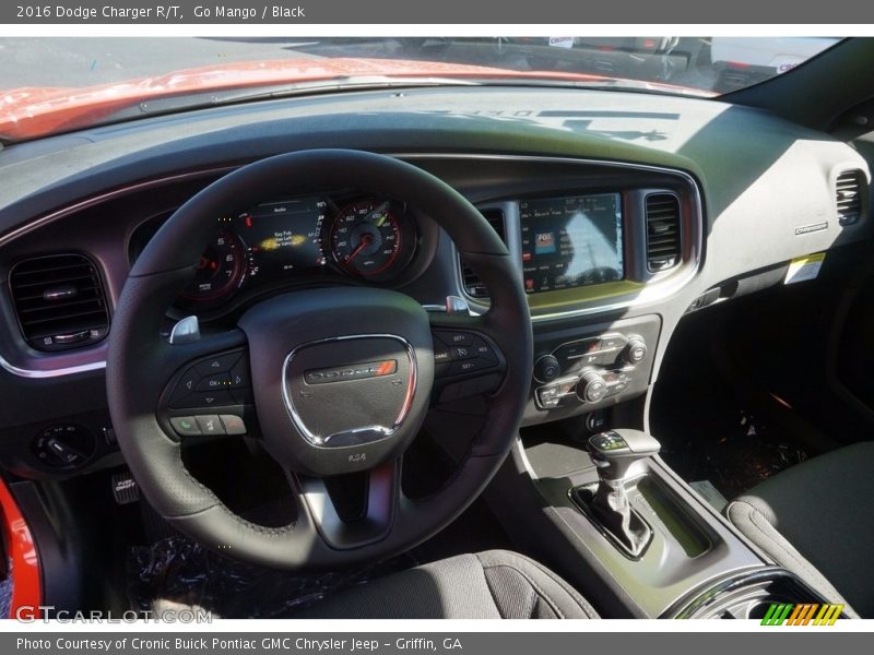 Go Mango / Black 2016 Dodge Charger R/T