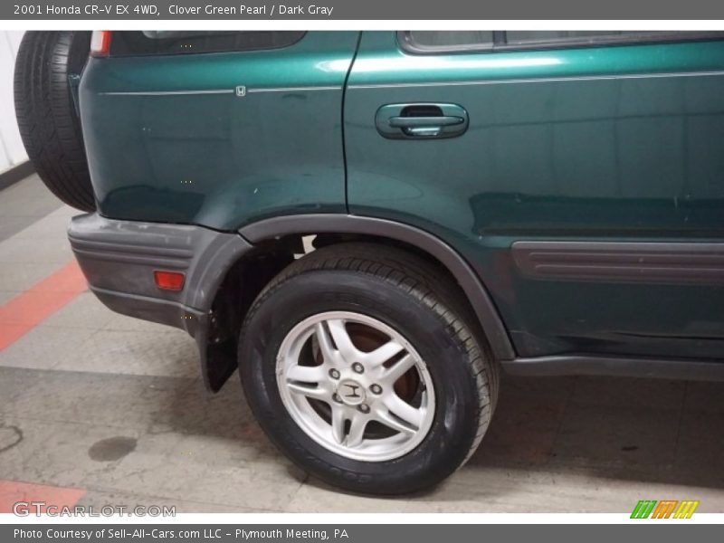 Clover Green Pearl / Dark Gray 2001 Honda CR-V EX 4WD