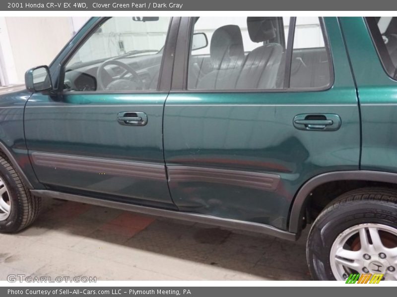 Clover Green Pearl / Dark Gray 2001 Honda CR-V EX 4WD