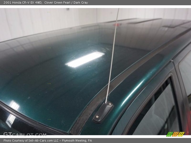 Clover Green Pearl / Dark Gray 2001 Honda CR-V EX 4WD